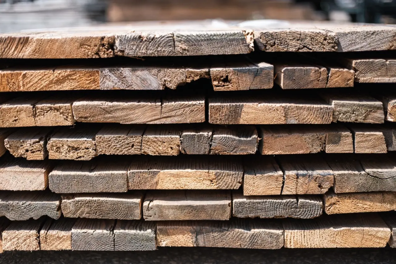 Blockwandbohlen: 7. Detailansicht von KnezHolz